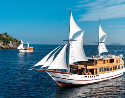 From Spice Routes to Phinisi Sails — A Journey Through Time